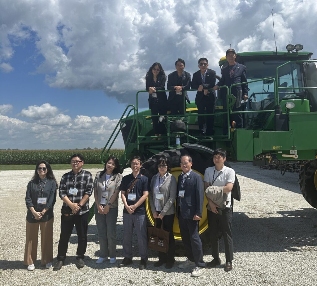 Asian Trade Teams Visit Illinois Soybean Farms Illinois Soybean